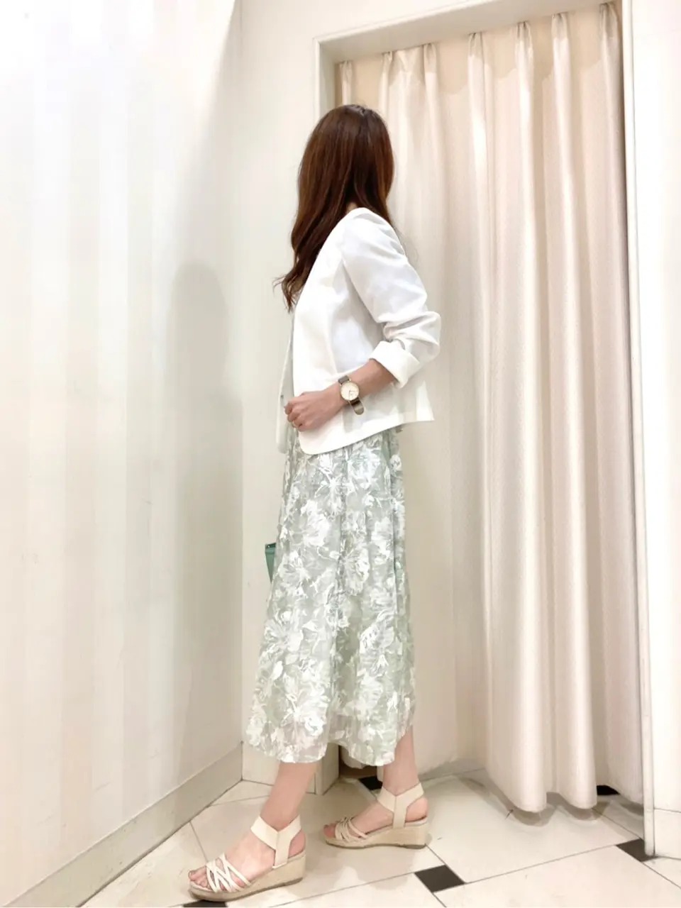 ANY SIS 金井 コーディネート画像