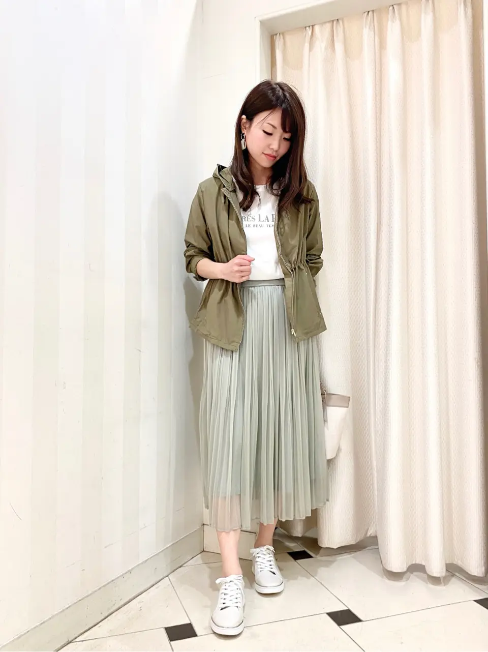  金井 コーディネート画像