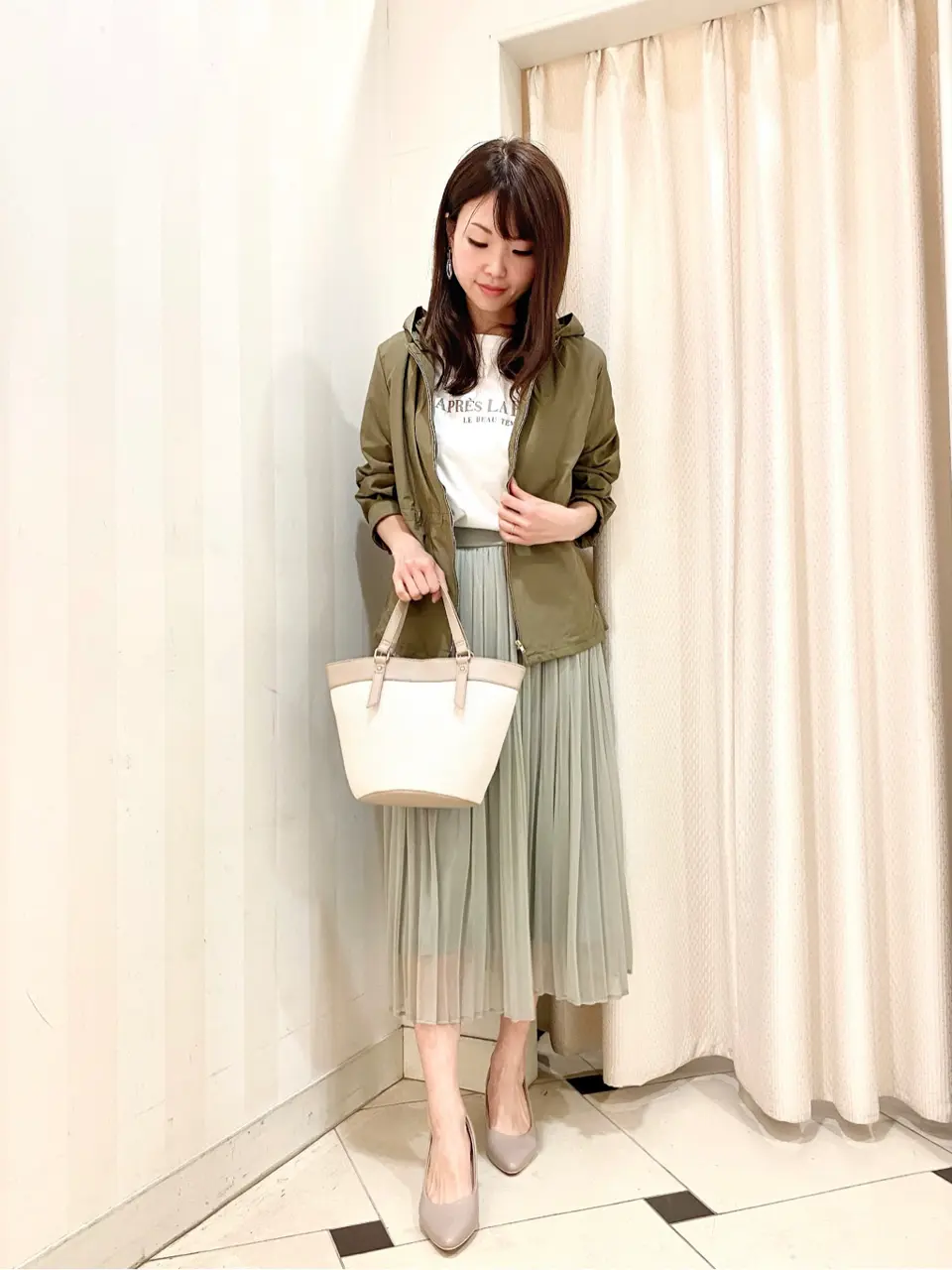 ANY SIS 金井 コーディネート画像