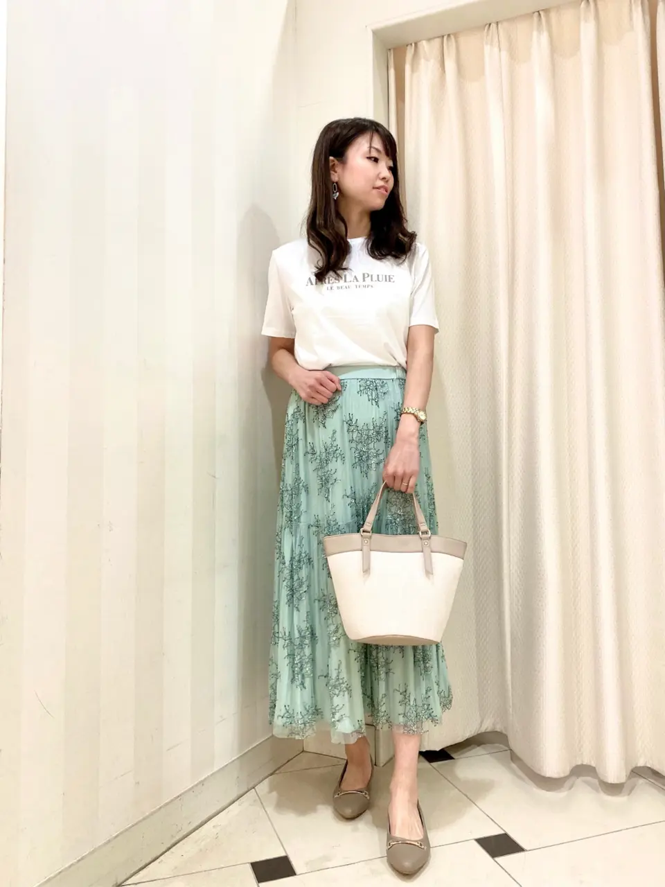 ANY SIS 金井 コーディネート画像