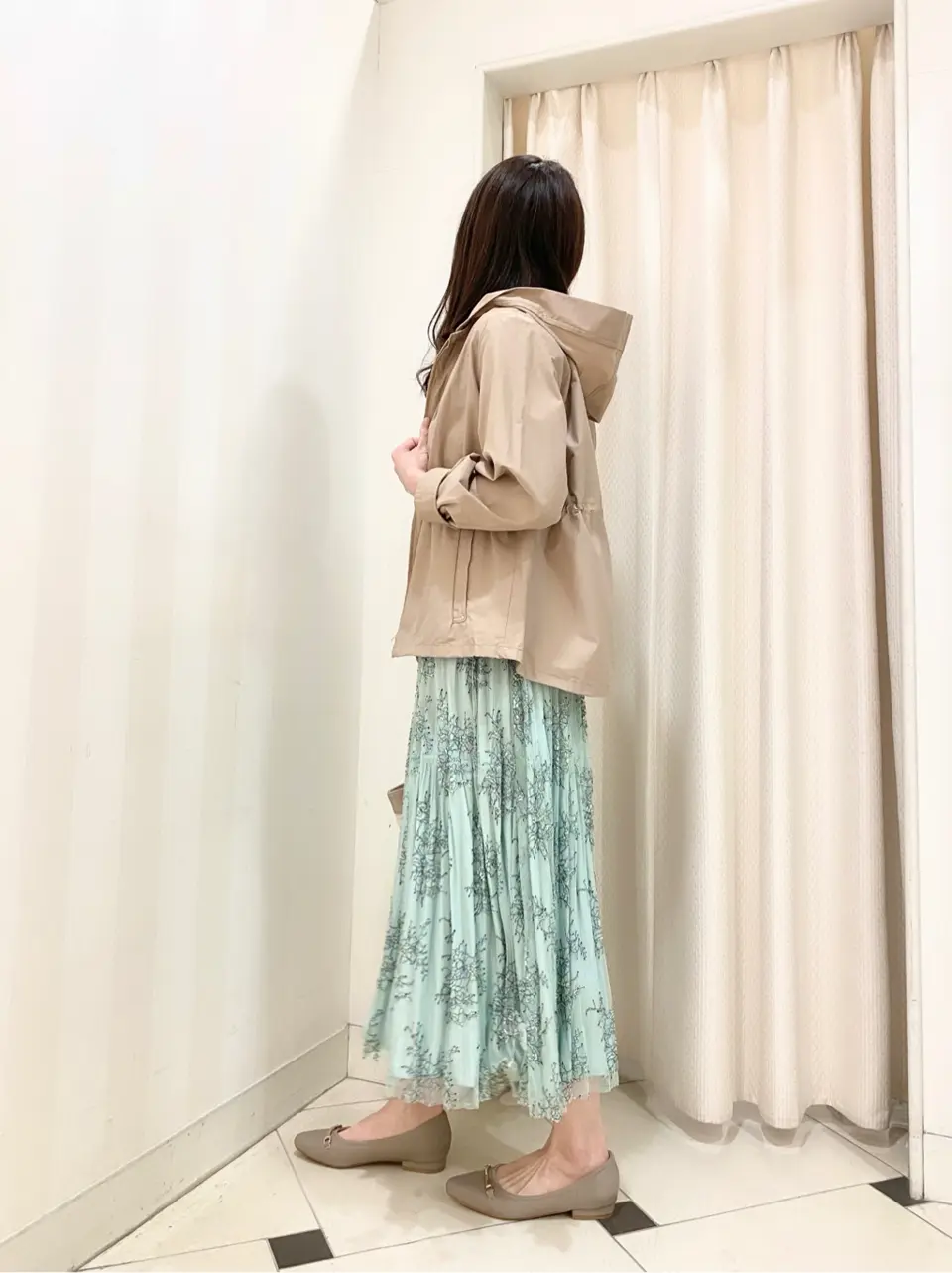 ANY SIS 金井 コーディネート画像