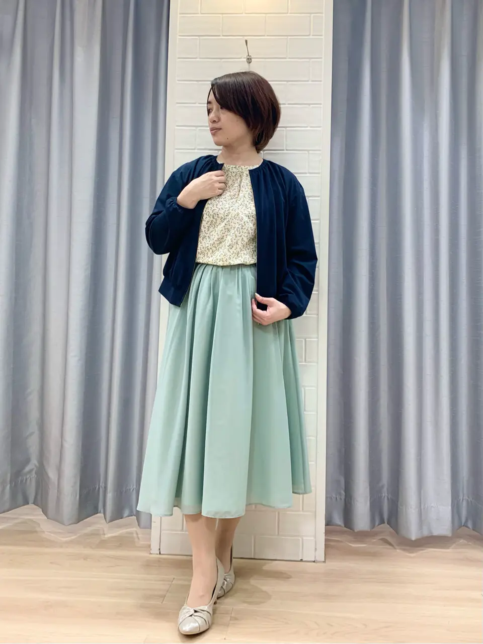 ANY SIS 丸岡 コーディネート画像