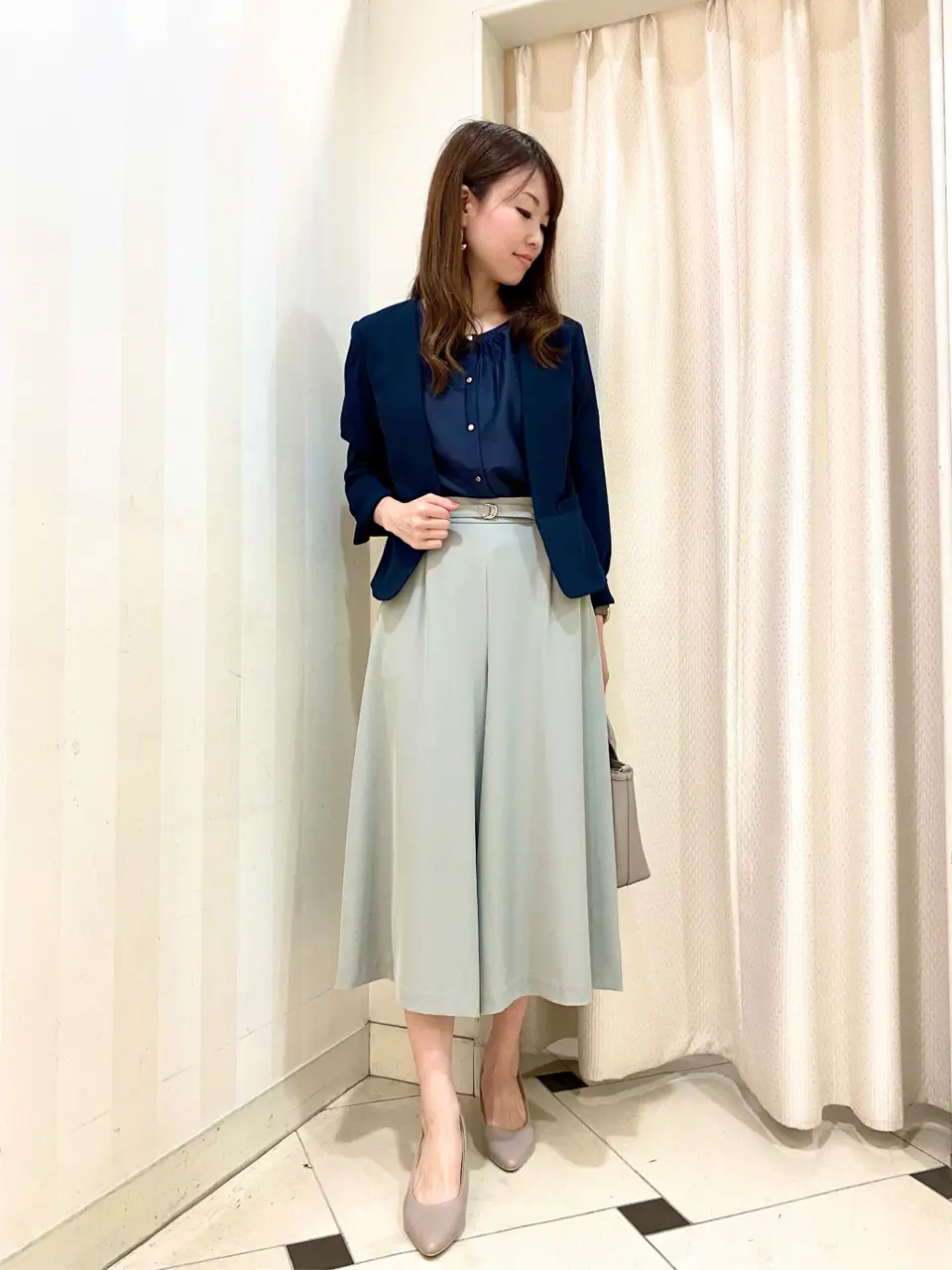 ANY SIS 金井 コーディネート画像