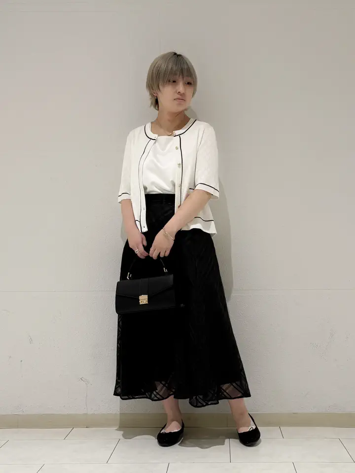 ANY SIS 村上 コーディネート画像
