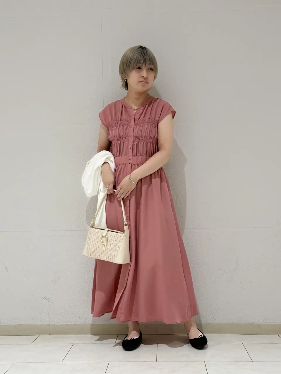 ANY SIS 村上 コーディネート画像