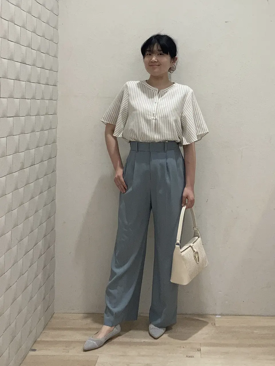  川根　彩 コーディネート画像