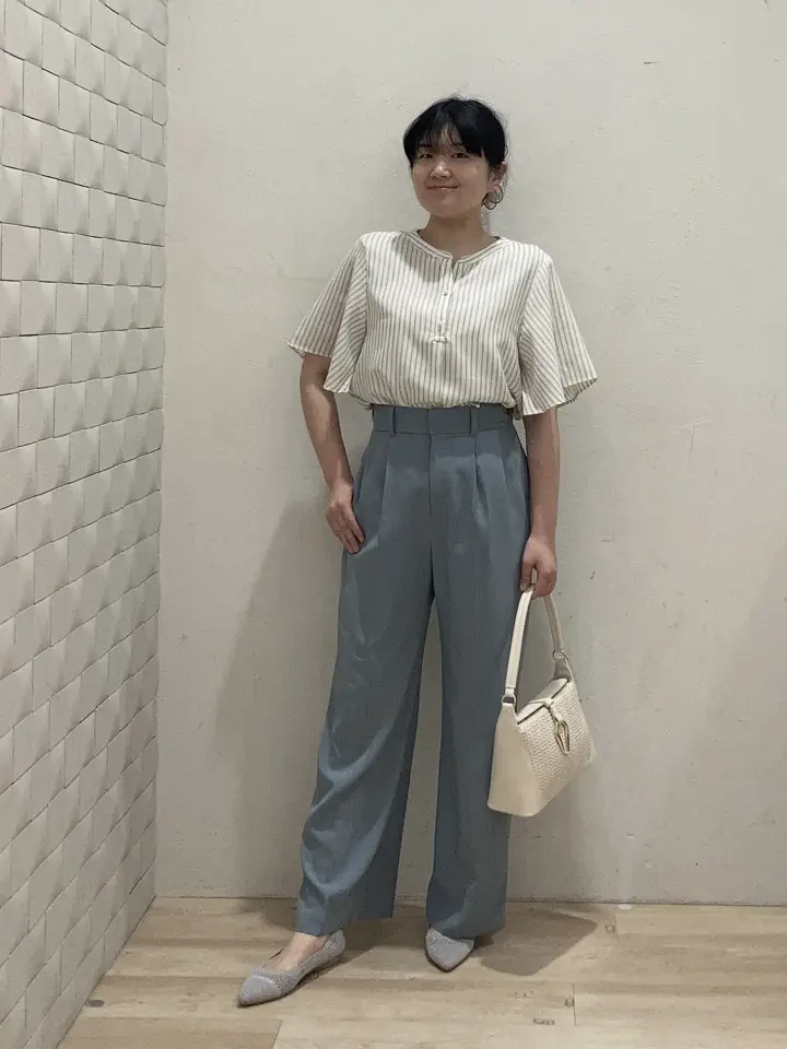 ANY SIS 川根　彩 コーディネート画像