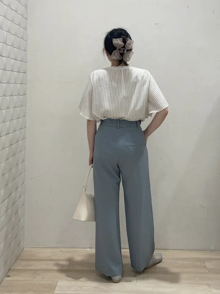 ANY SIS 川根　彩 コーディネート画像