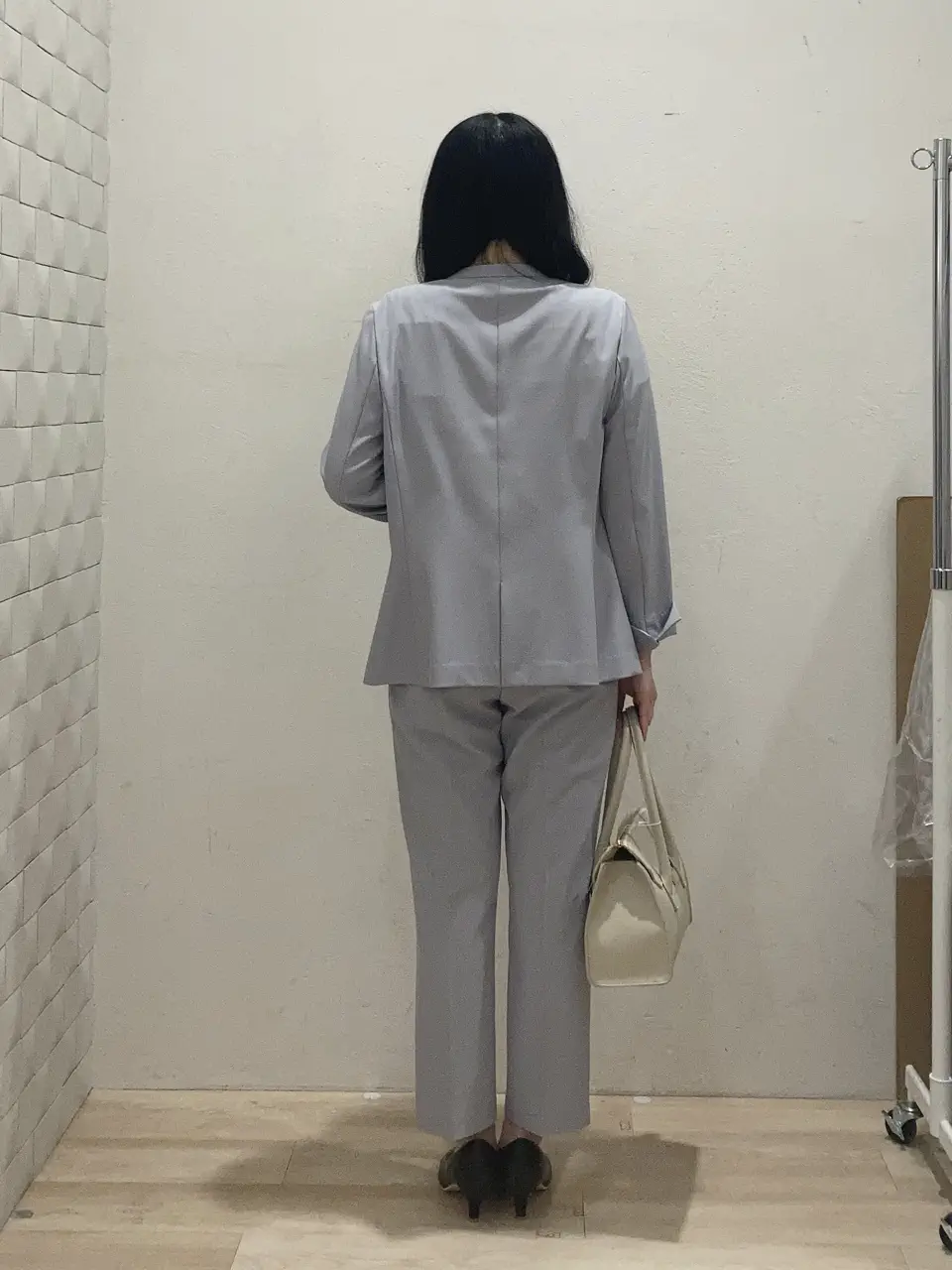 ANY SIS 川根　彩 コーディネート画像