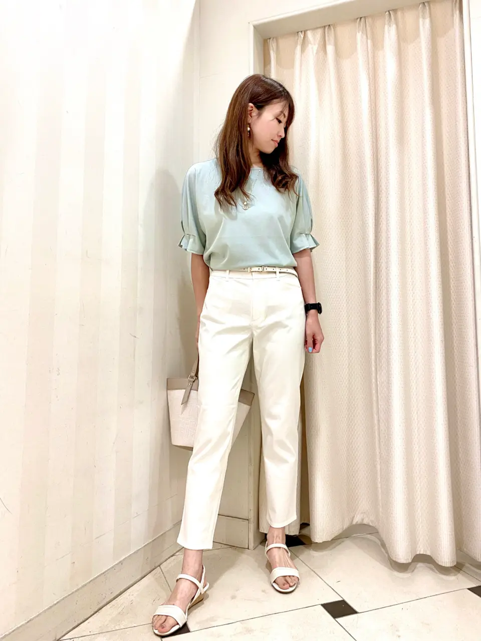 ANY SIS 金井 コーディネート画像