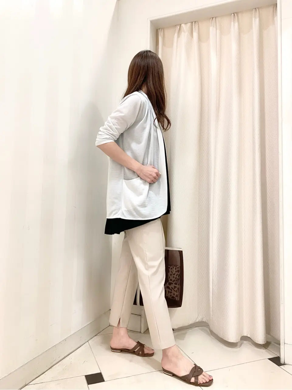 ANY SIS 金井 コーディネート画像