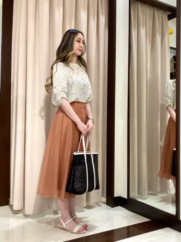 ANY SIS STAFF コーディネート画像