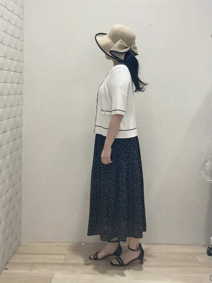 ANY SIS 川根　彩 コーディネート画像