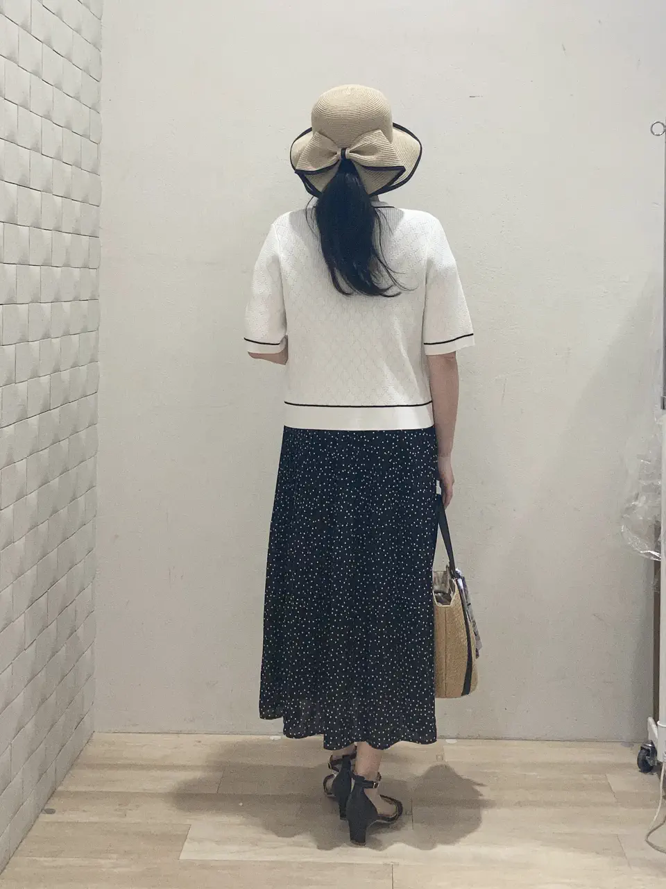 ANY SIS 川根　彩 コーディネート画像