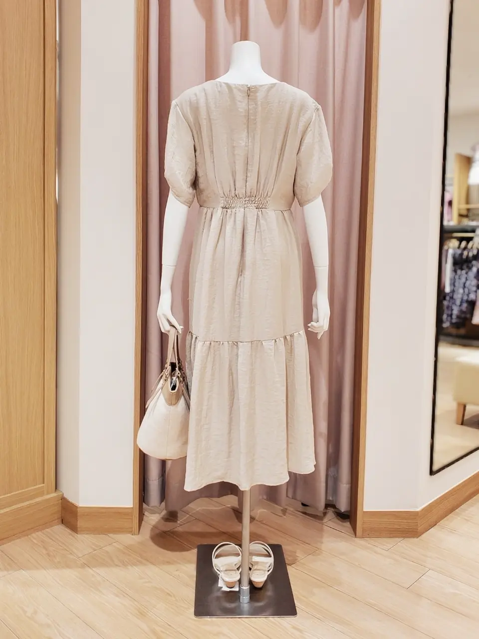 ANY SIS 岩田 コーディネート画像