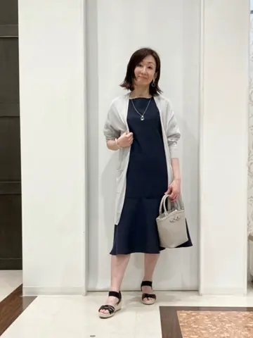 ANY SIS スタッフ コーディネート画像