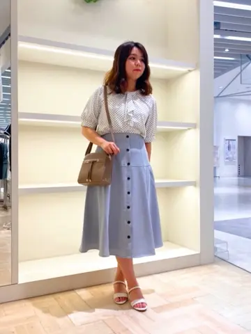 ANY SIS スタッフ コーディネート画像