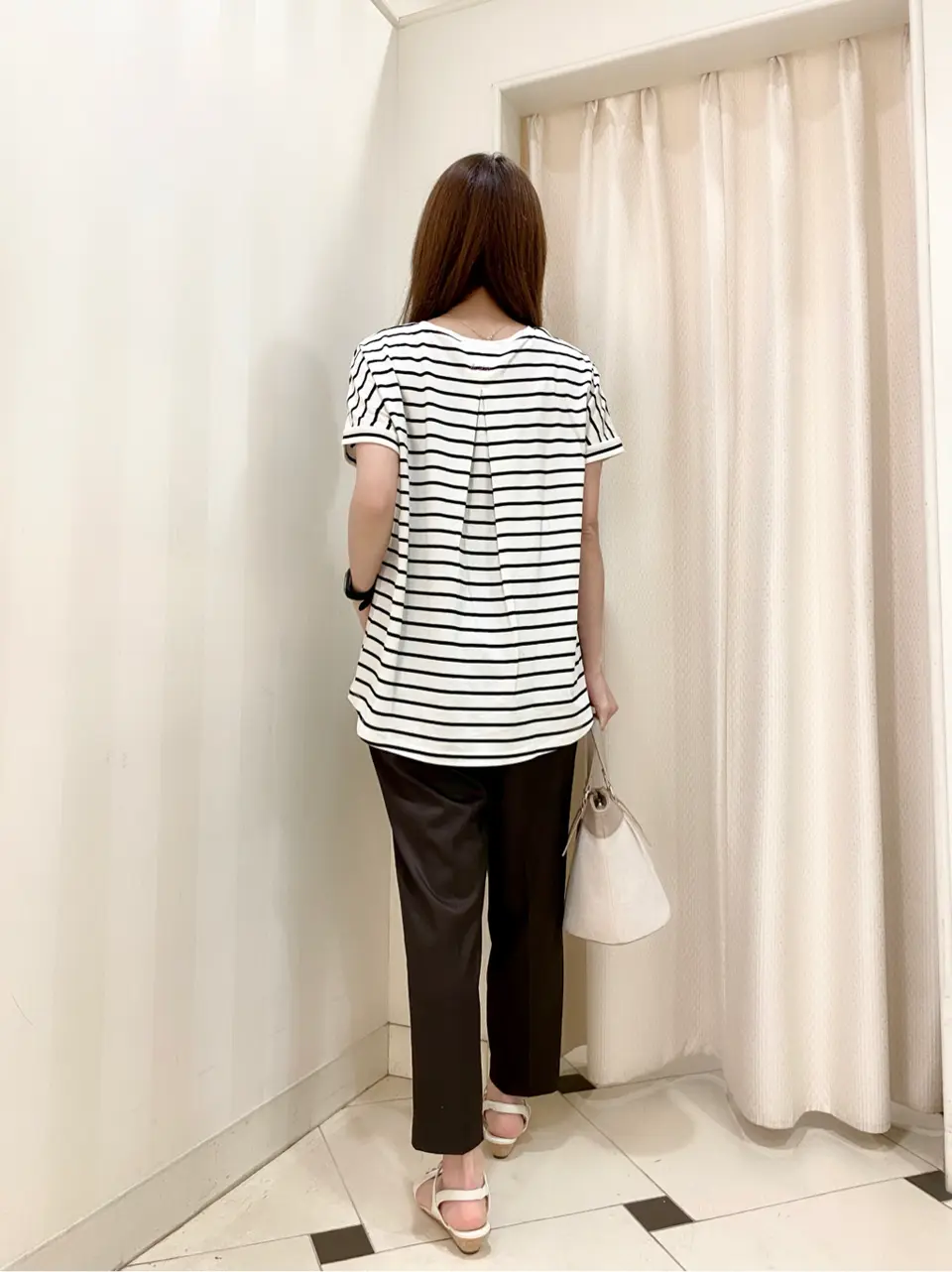 ANY SIS 金井 コーディネート画像