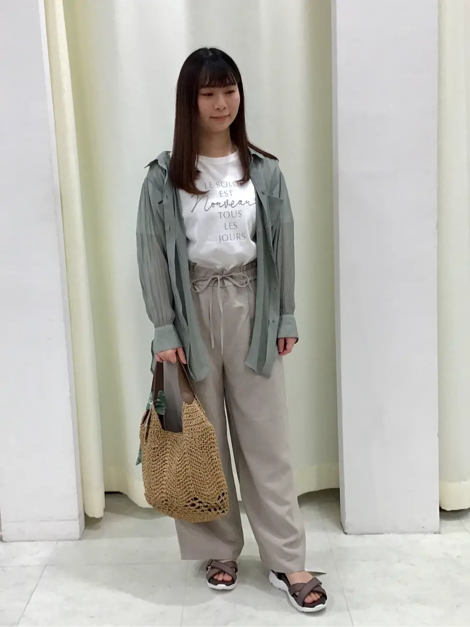  スタッフ コーディネート画像