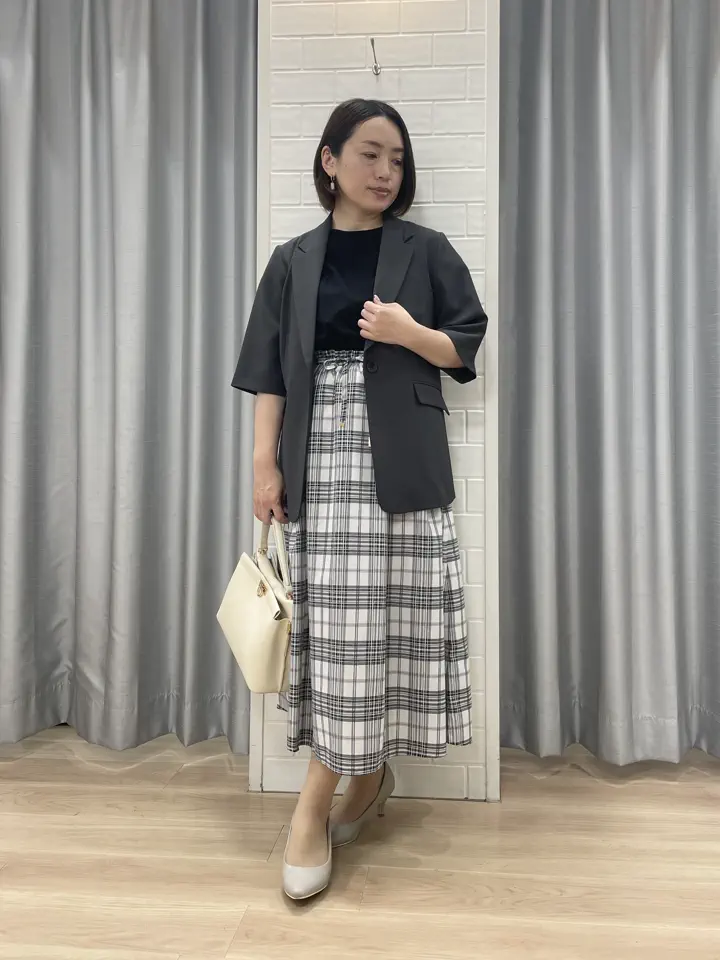 ANY SIS 丸岡 コーディネート画像
