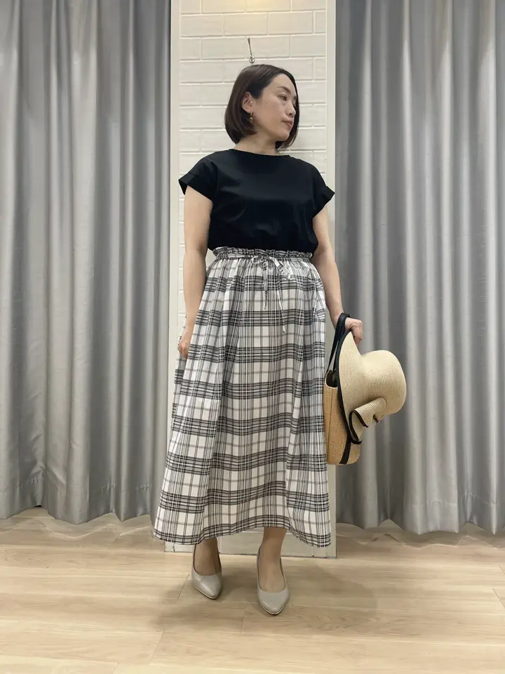 ANY SIS 丸岡 コーディネート画像
