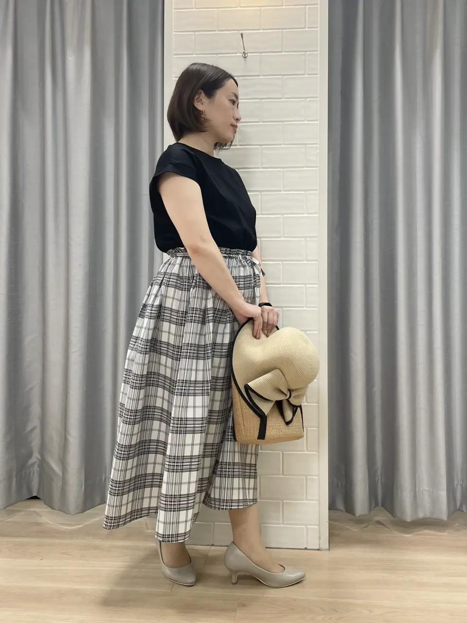 ANY SIS 丸岡 コーディネート画像