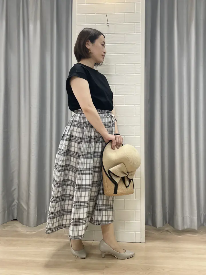 ANY SIS 丸岡 コーディネート画像