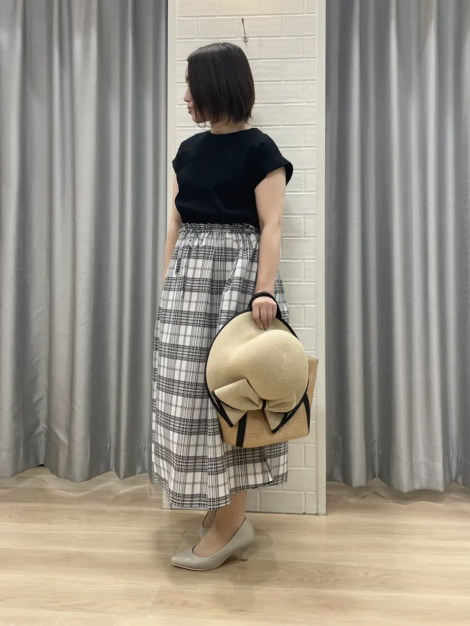 ANY SIS 丸岡 コーディネート画像