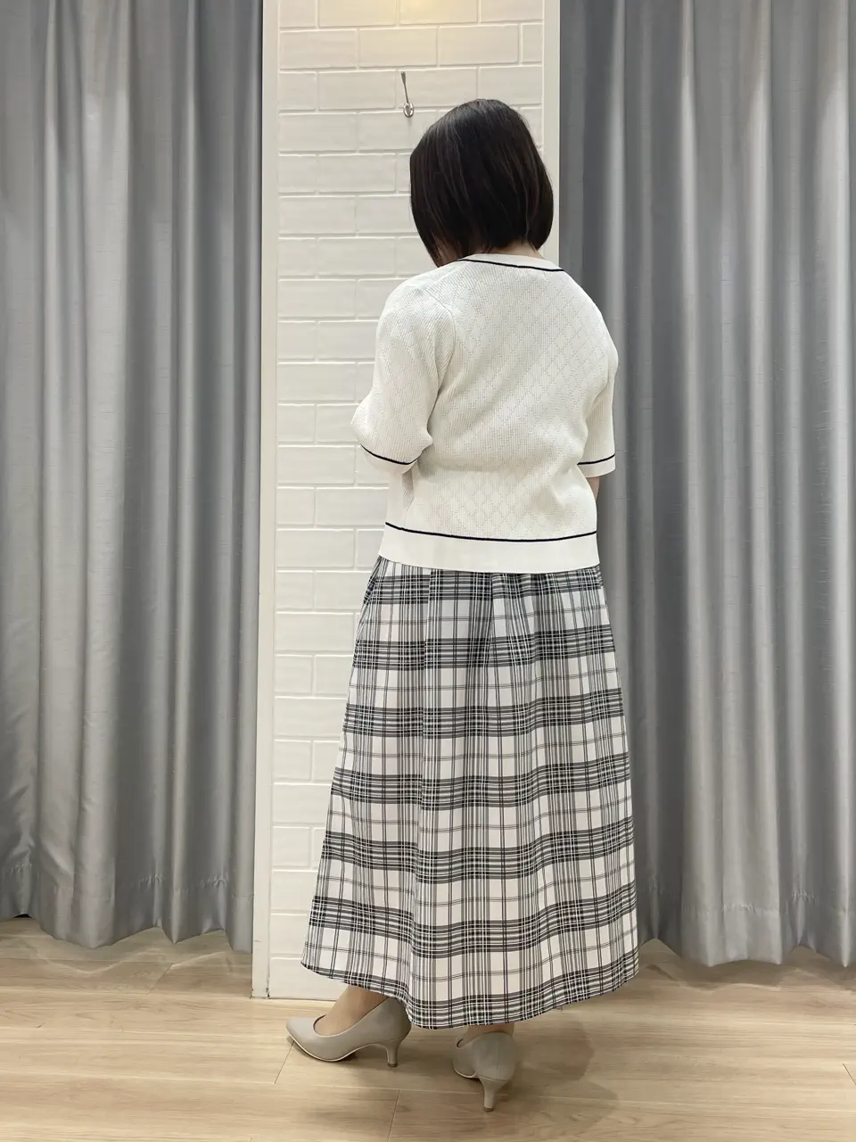 ANY SIS 丸岡 コーディネート画像