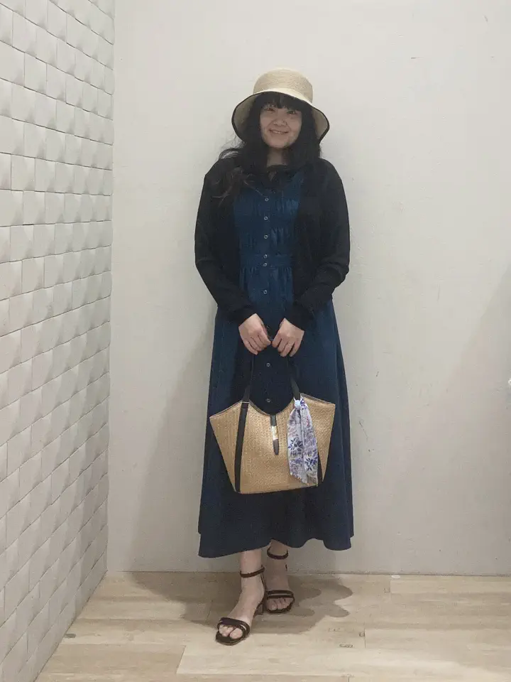 ANY SIS 川根　彩 コーディネート画像