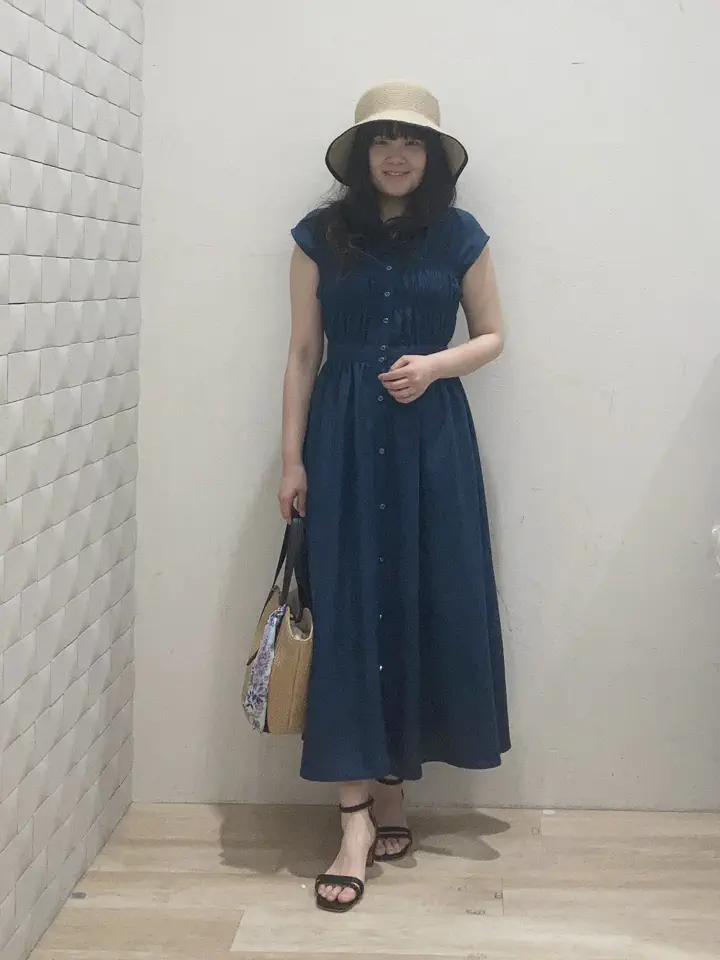 ANY SIS 川根　彩 コーディネート画像