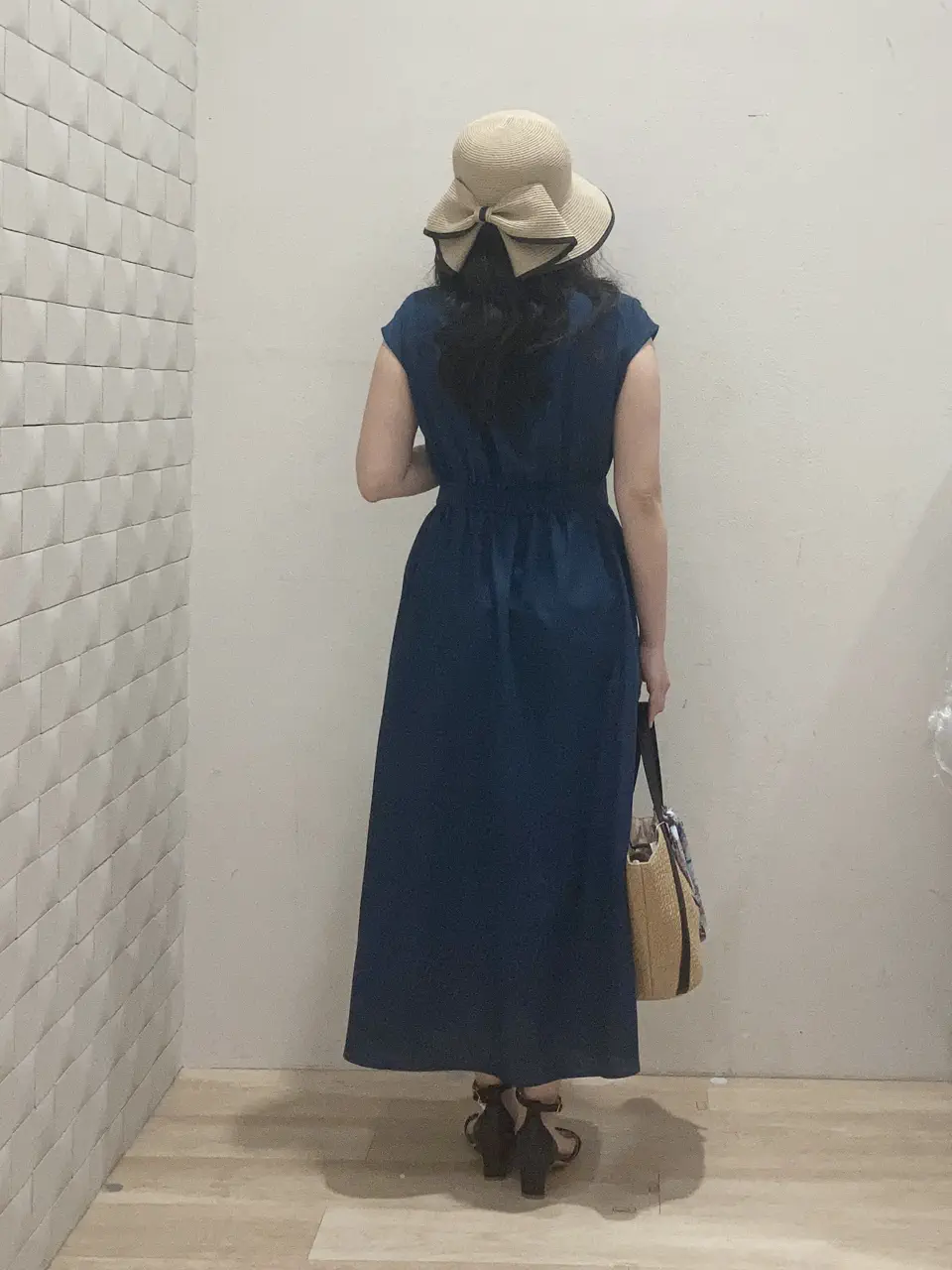 ANY SIS 川根　彩 コーディネート画像