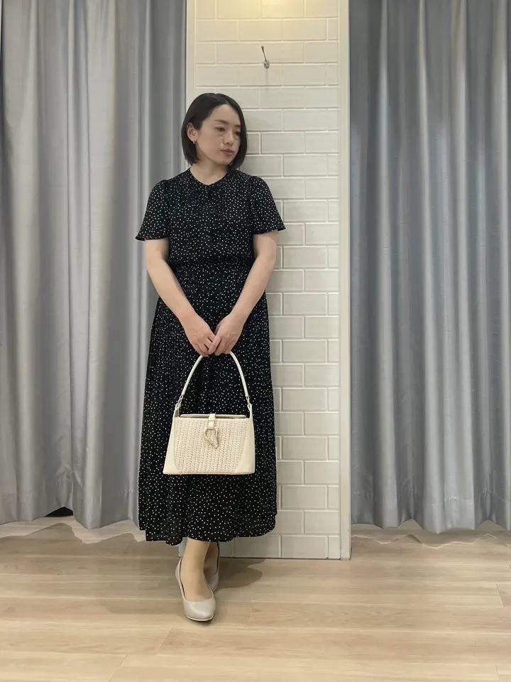 ANY SIS 丸岡 コーディネート画像