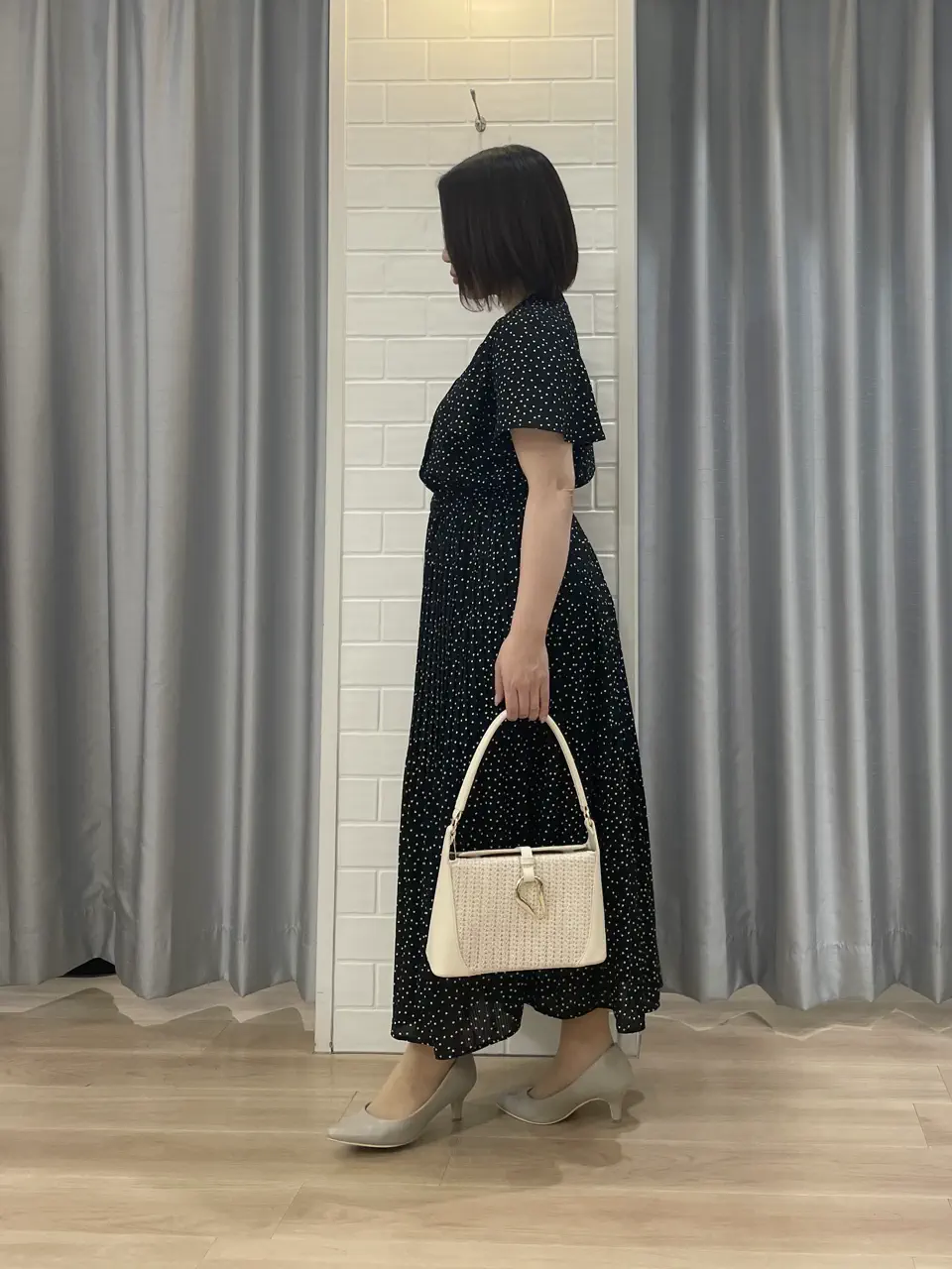 ANY SIS 丸岡 コーディネート画像