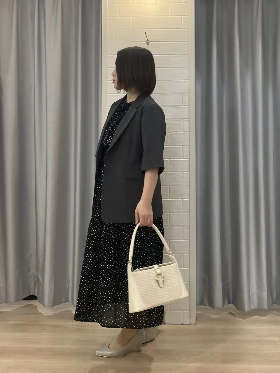 ANY SIS 丸岡 コーディネート画像