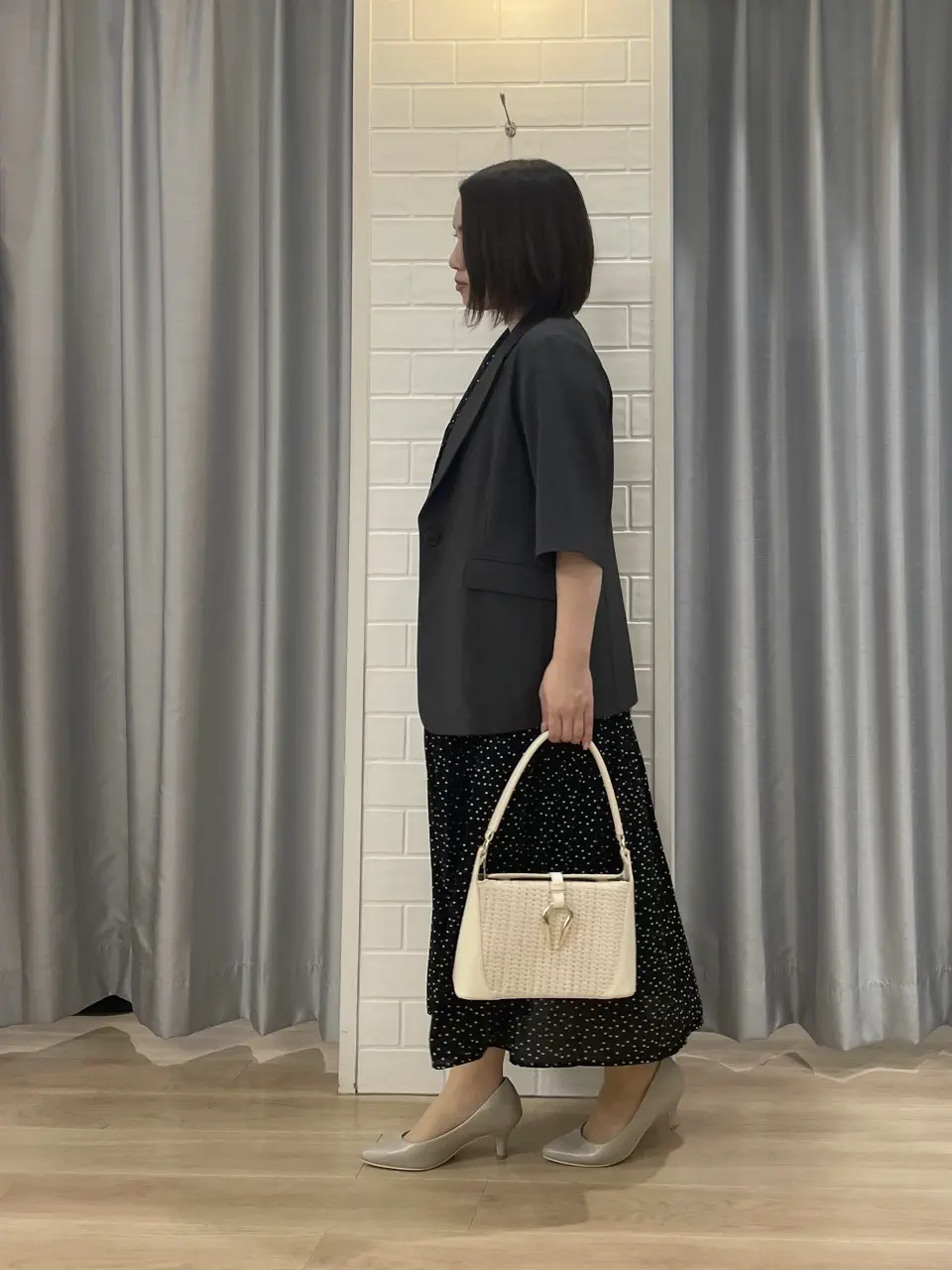 ANY SIS 丸岡 コーディネート画像