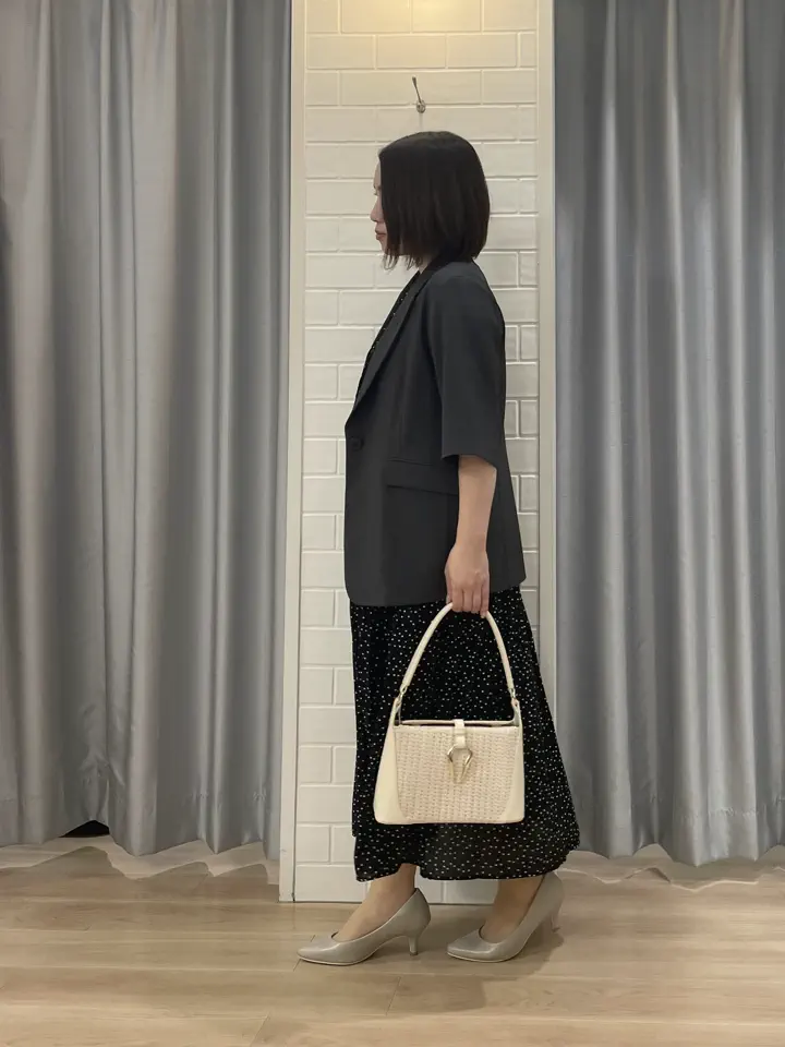 ANY SIS 丸岡 コーディネート画像