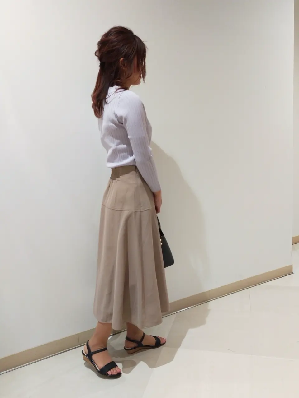 ANY SIS 権田 コーディネート画像