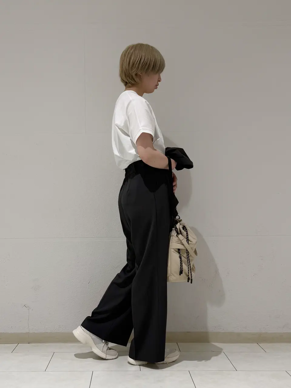 ANY SIS 村上 コーディネート画像
