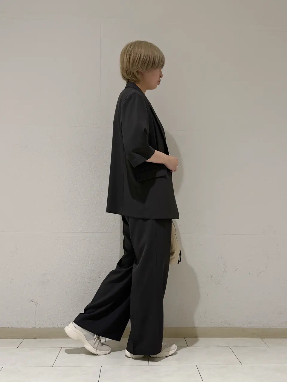 ANY SIS 村上 コーディネート画像