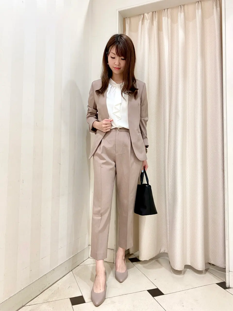 ANY SIS 金井 コーディネート画像