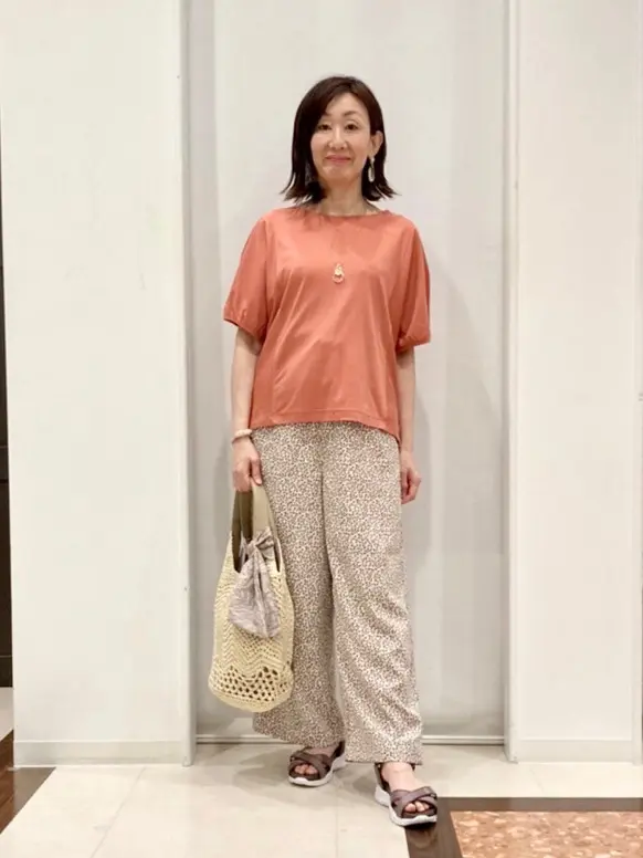 ANY SIS スタッフ コーディネート画像