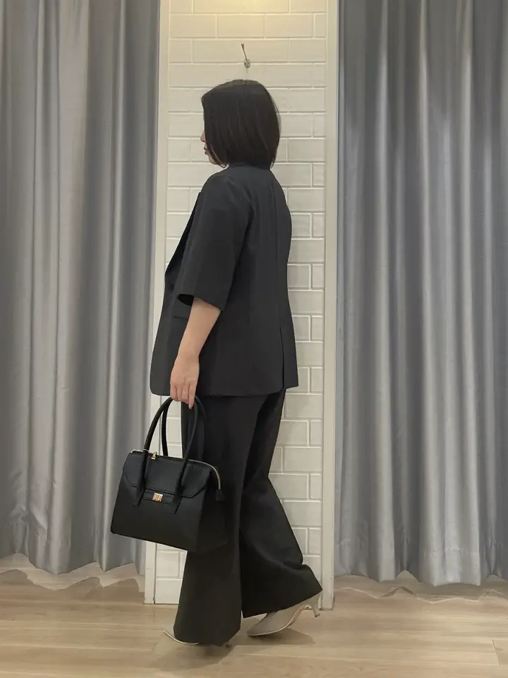 ANY SIS 丸岡 コーディネート画像