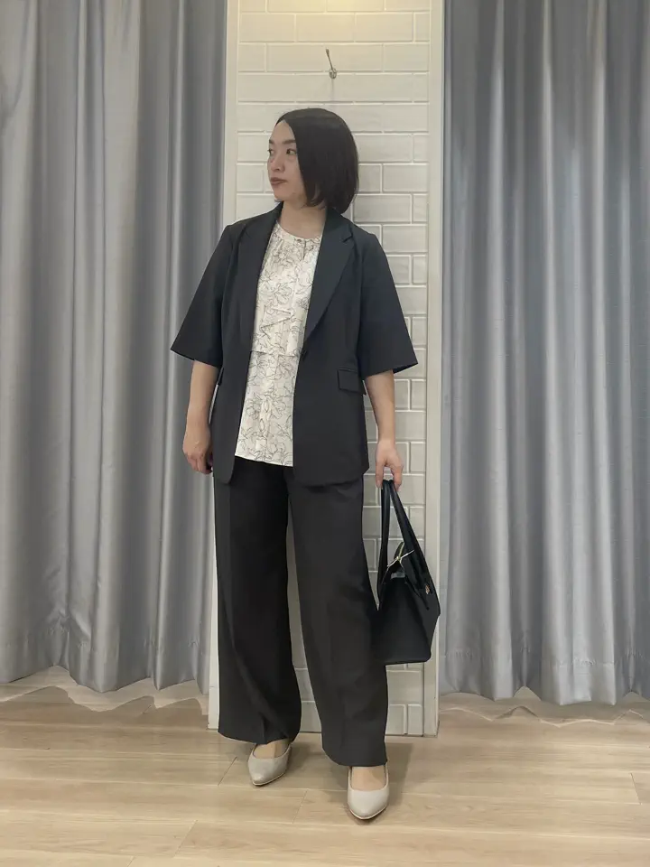 ANY SIS 丸岡 コーディネート画像