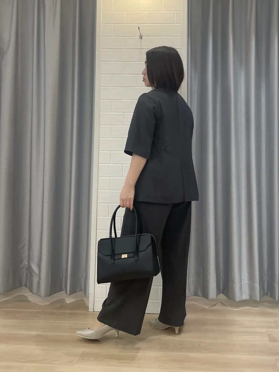 ANY SIS 丸岡 コーディネート画像