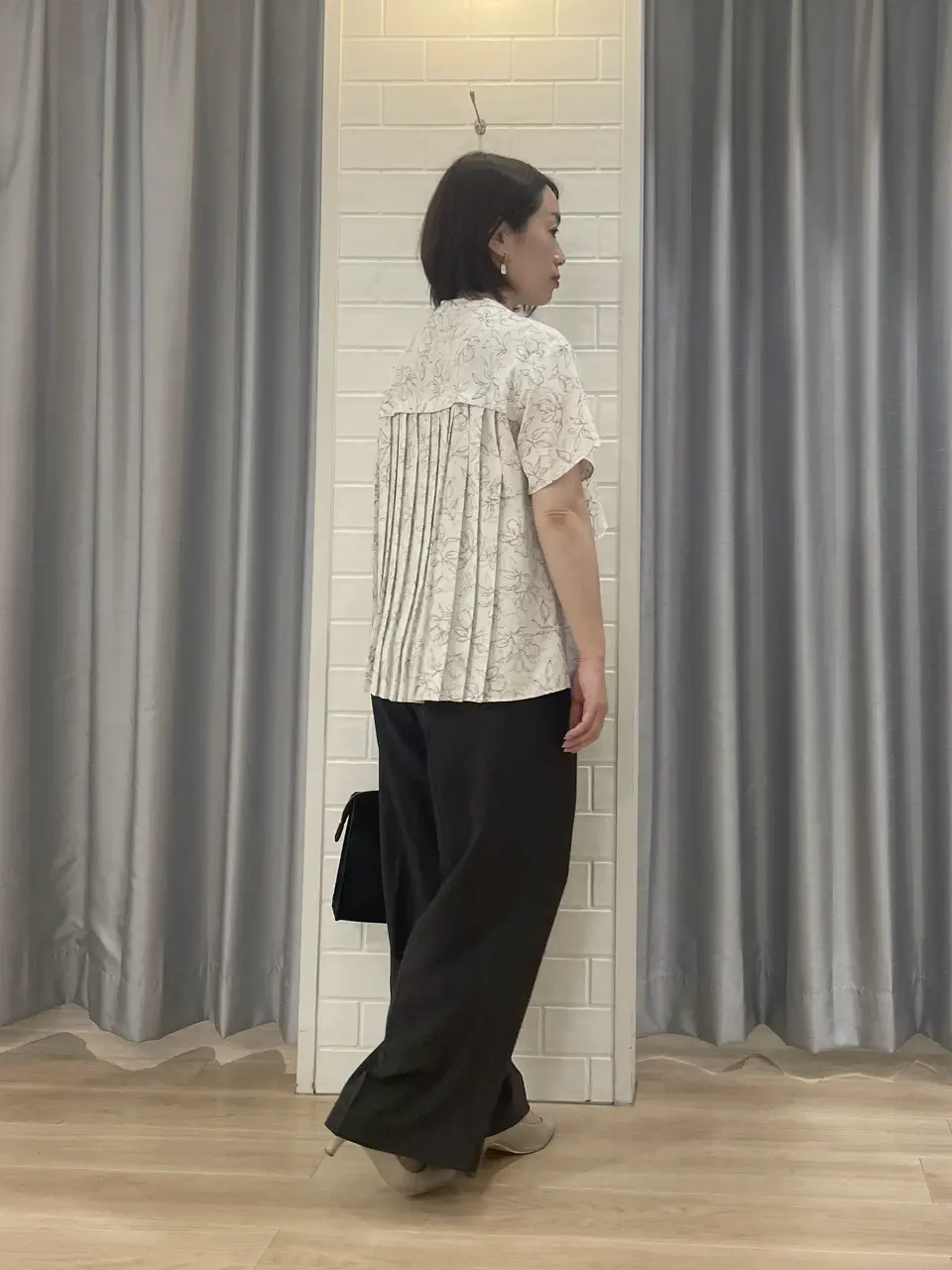 ANY SIS 丸岡 コーディネート画像