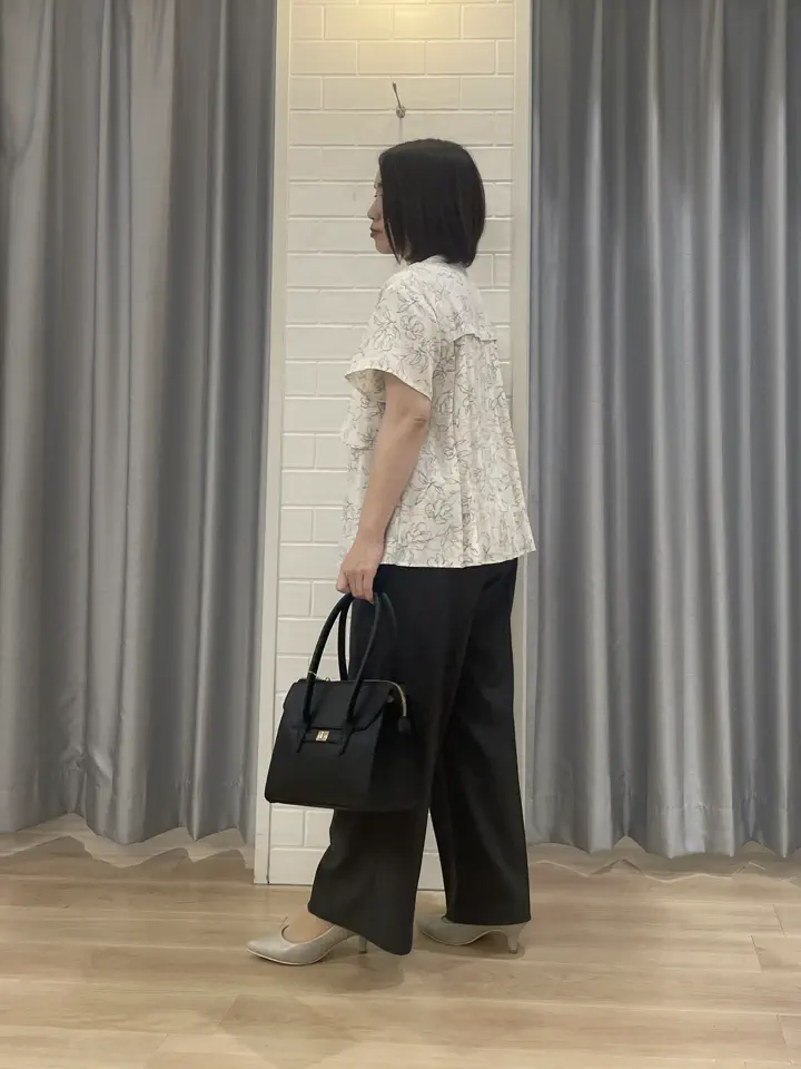 ANY SIS 丸岡 コーディネート画像