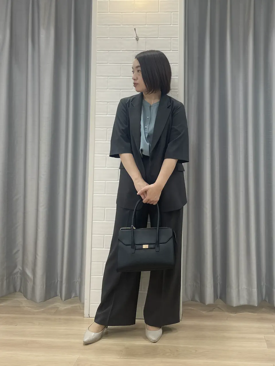 ANY SIS 丸岡 コーディネート画像