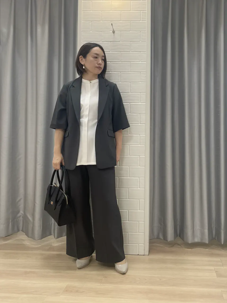 ANY SIS 丸岡 コーディネート画像