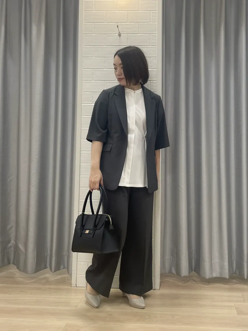 ANY SIS 丸岡 コーディネート画像